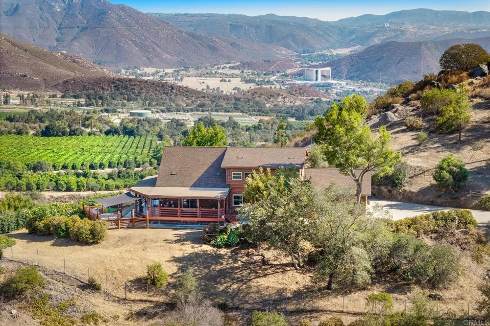 17552 S Mesa Drive Pauma Valley, CA 92061
