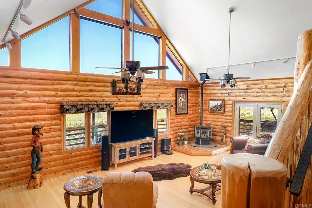 17552 S Mesa Drive Pauma Valley, CA 92061