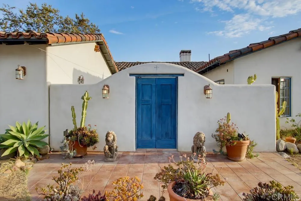 6944 West Lilac Bonsall, CA 92003