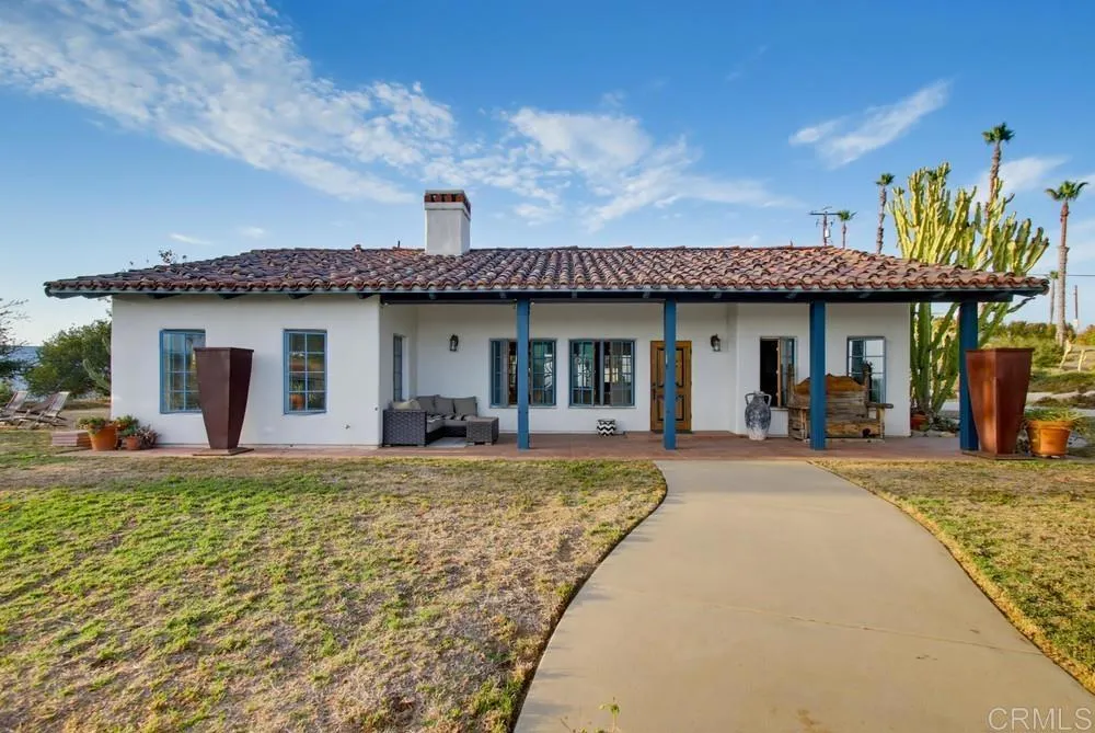 6944 West Lilac Bonsall, CA 92003