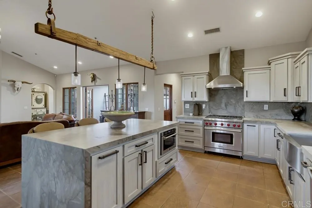6944 West Lilac Bonsall, CA 92003