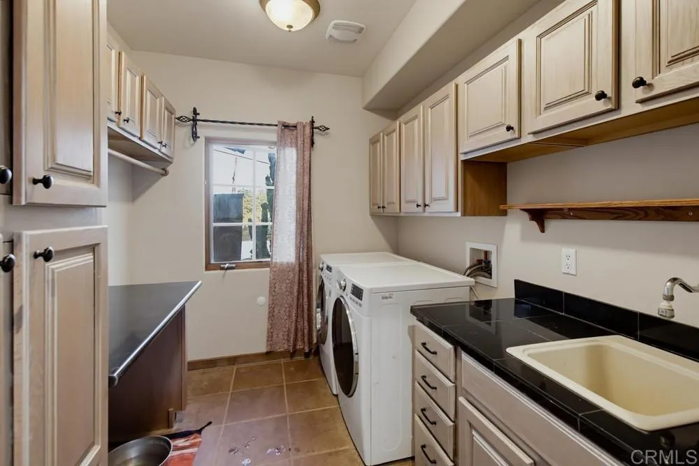 6944 West Lilac Bonsall, CA 92003