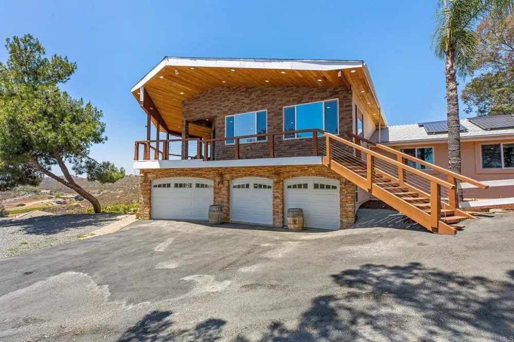 18759 Rangeland Road Ramona, CA 92065