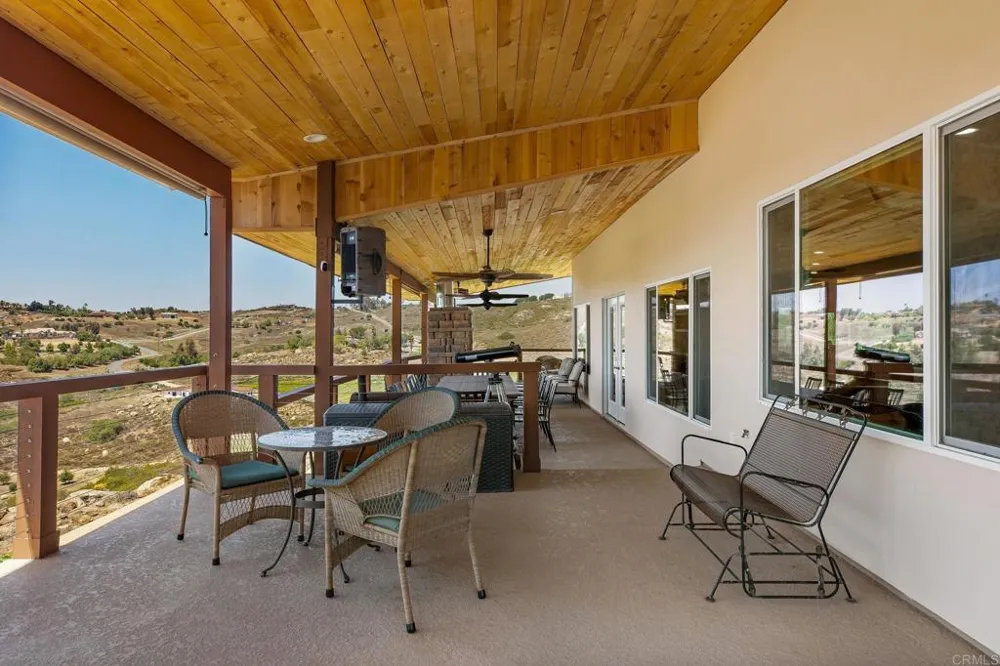 18759 Rangeland Road Ramona, CA 92065