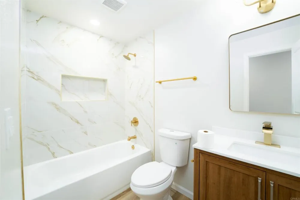 1758 Manor Drive Vista, CA 92084