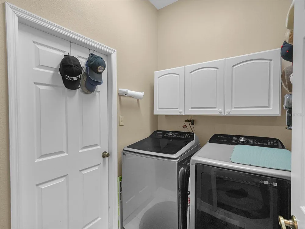 5888 SANDPIPERS DRIVE Lakeland, FL 33809