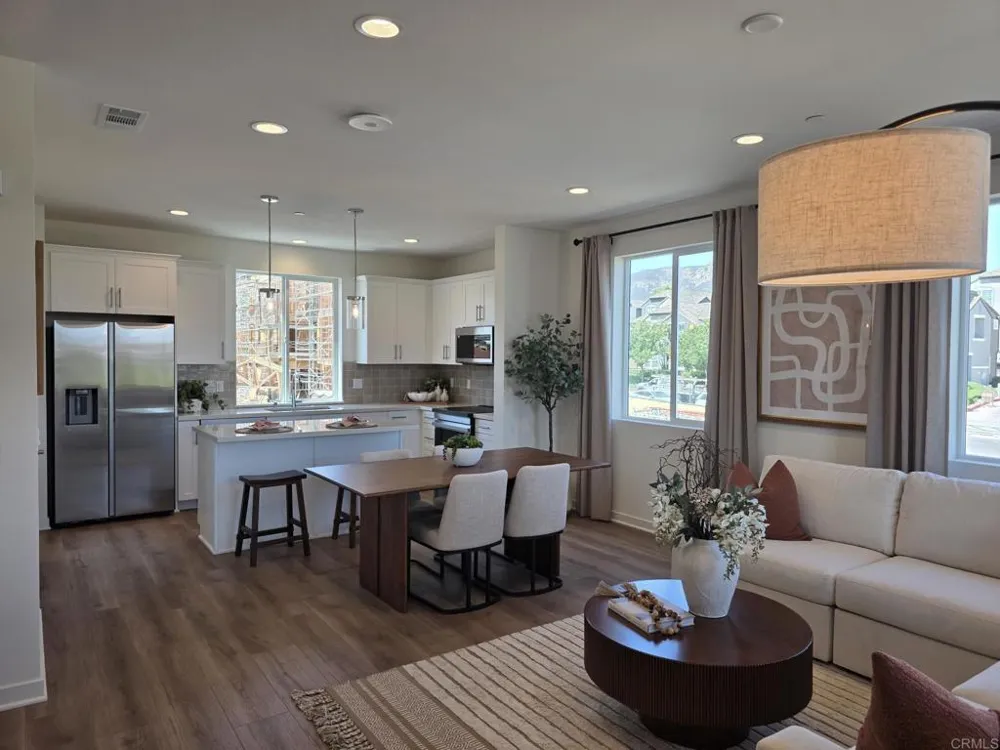 7611 Quest Lane Santee, CA 92071
