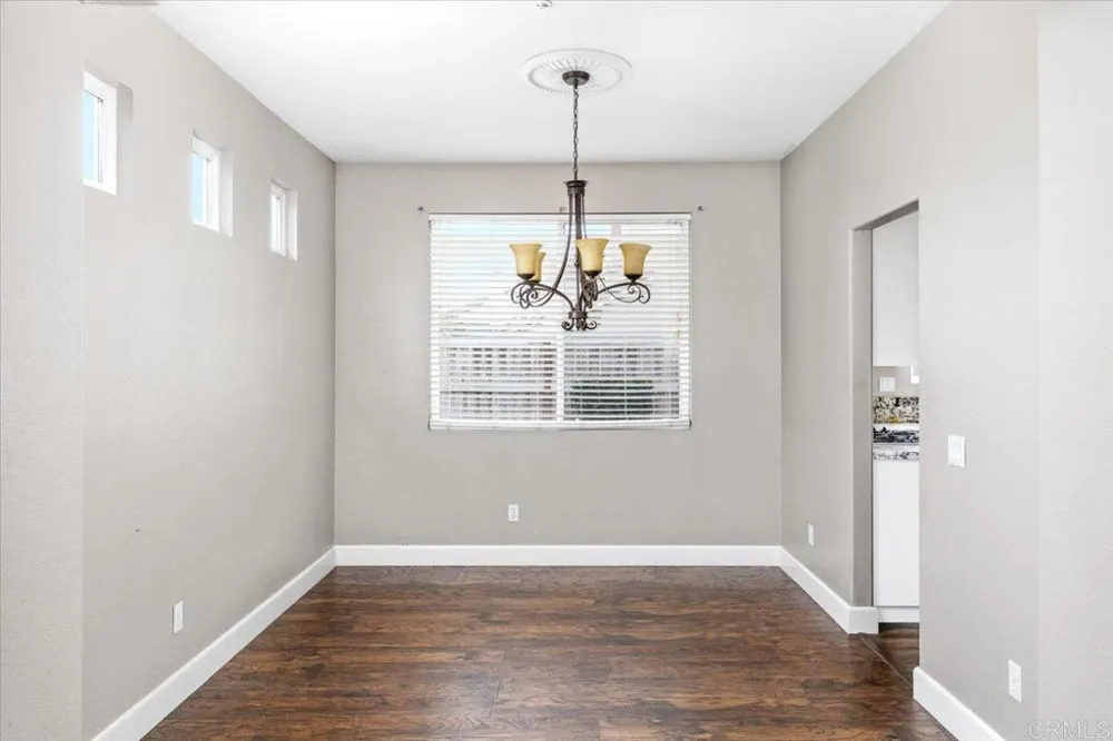 2043 Dawn View Glen Escondido, CA 92026