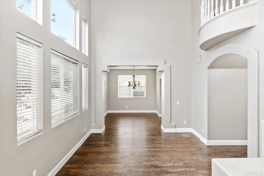 2043 Dawn View Glen Escondido, CA 92026