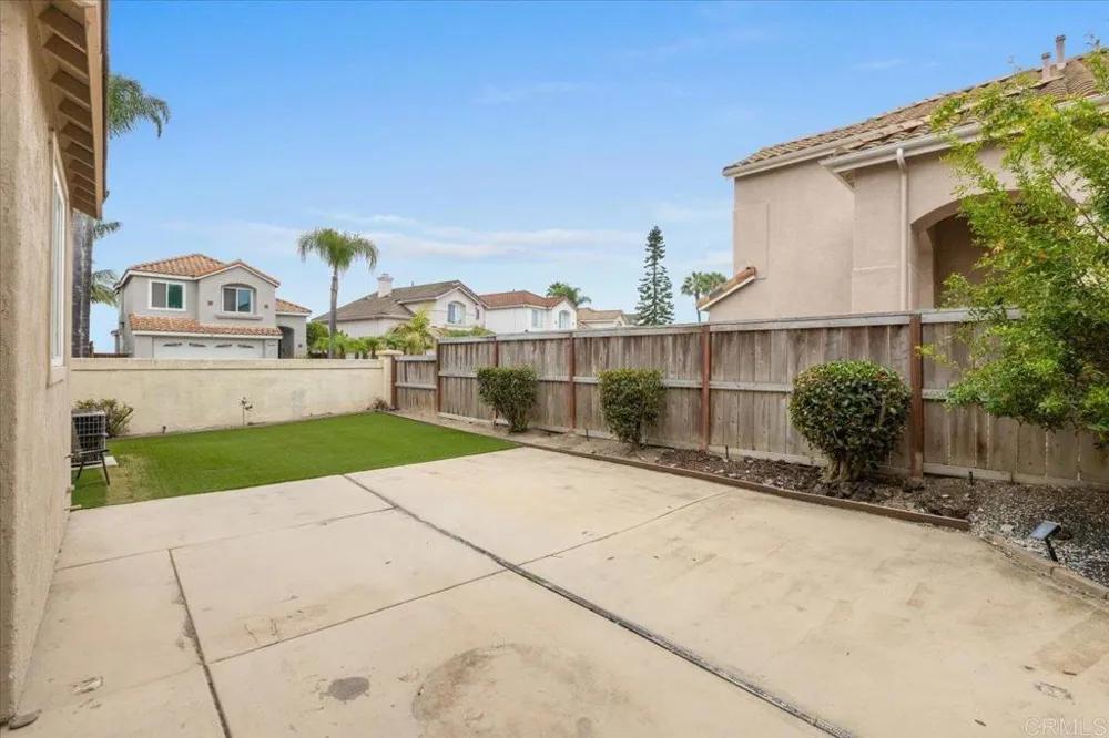 2043 Dawn View Glen Escondido, CA 92026