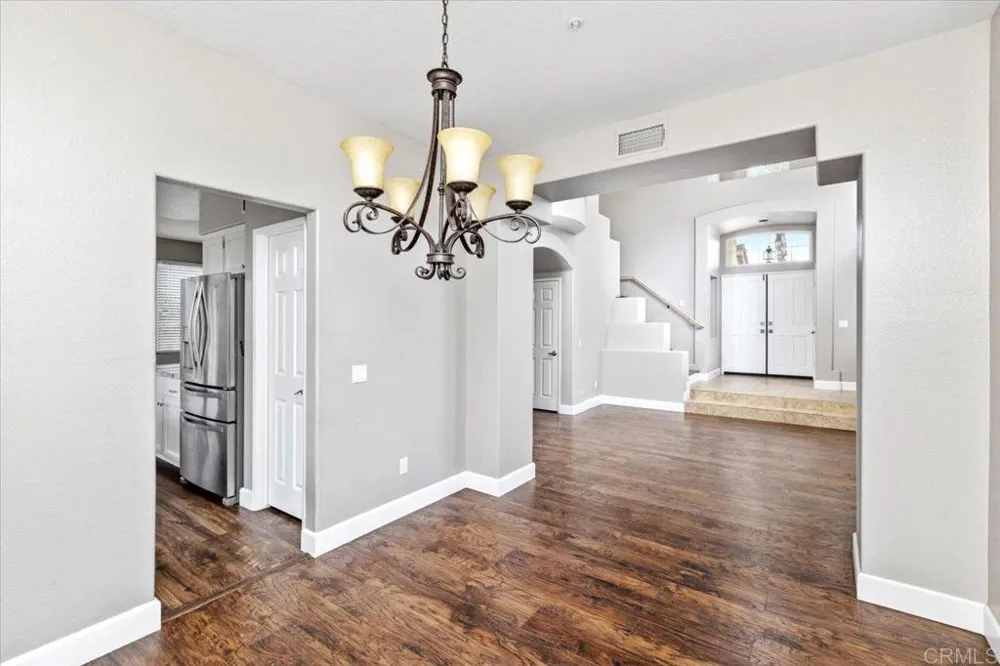 2043 Dawn View Glen Escondido, CA 92026