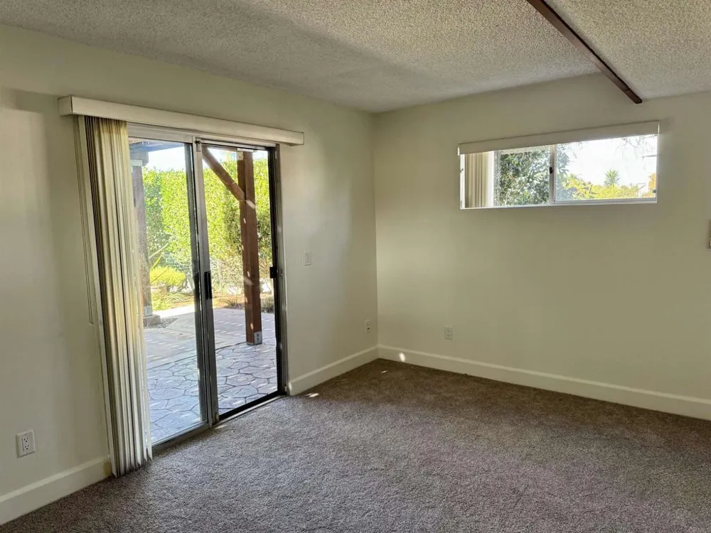 2511 El Amigo Rd Del Mar, CA 92014