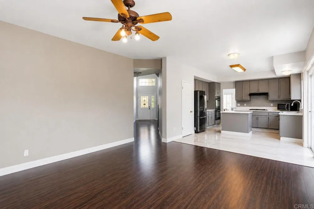 1737 Foxfire Court Escondido, CA 92026