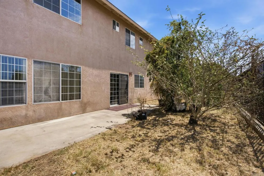 1737 Foxfire Court Escondido, CA 92026