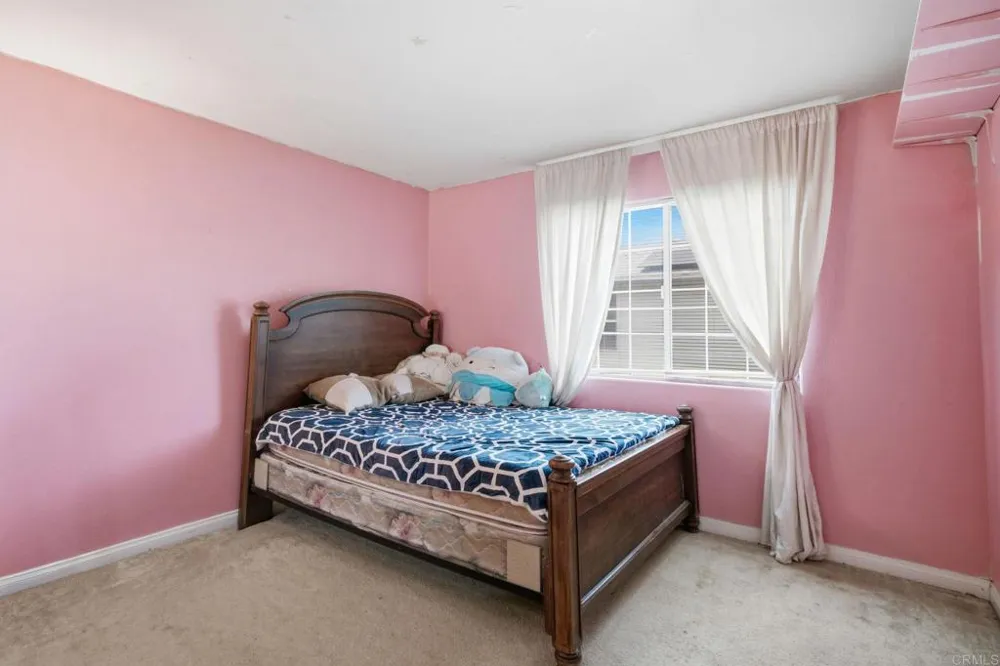 1737 Foxfire Court Escondido, CA 92026