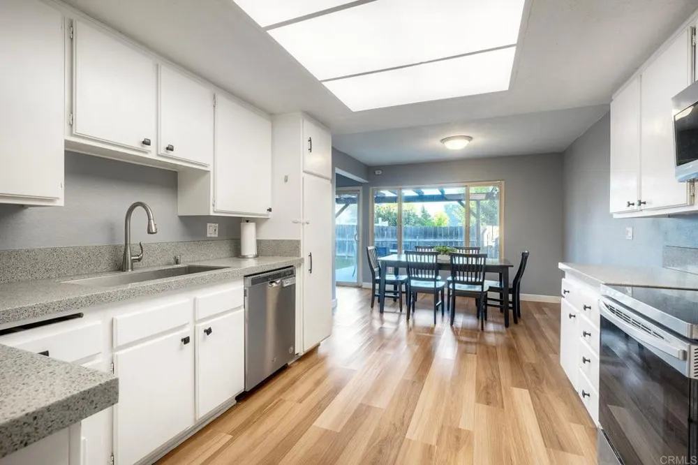 12963 Cree Court Poway, CA 92064