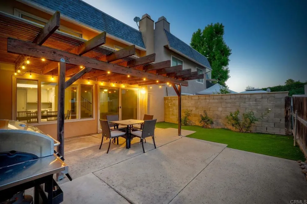 12963 Cree Court Poway, CA 92064