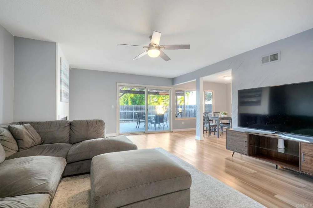 12963 Cree Court Poway, CA 92064