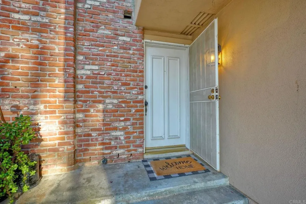 12963 Cree Court Poway, CA 92064