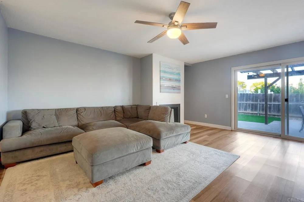 12963 Cree Court Poway, CA 92064