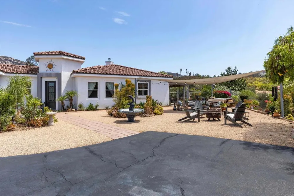 10935 Pala Loma Drive Valley Center, CA 92082
