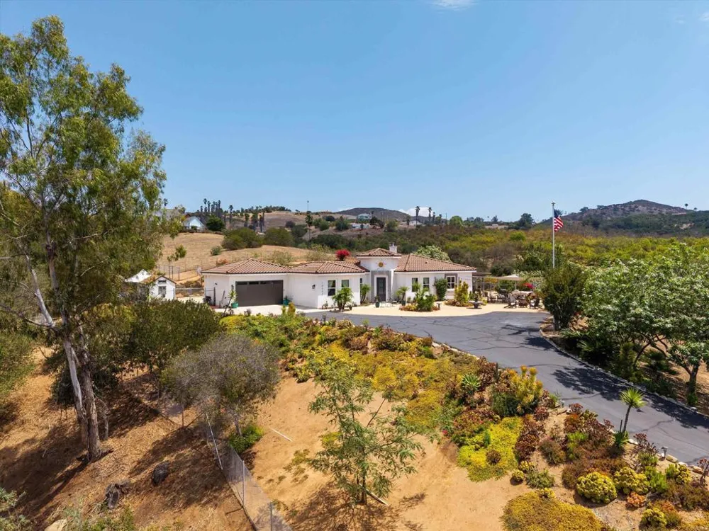10935 Pala Loma Drive Valley Center, CA 92082