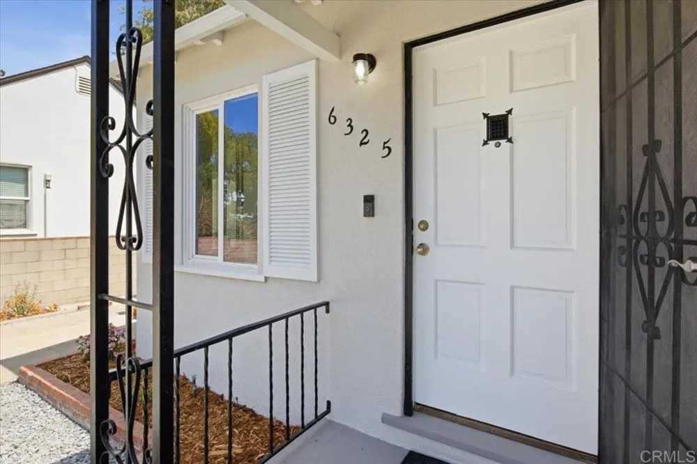 6325 Malcolm Drive San Diego, CA 92115