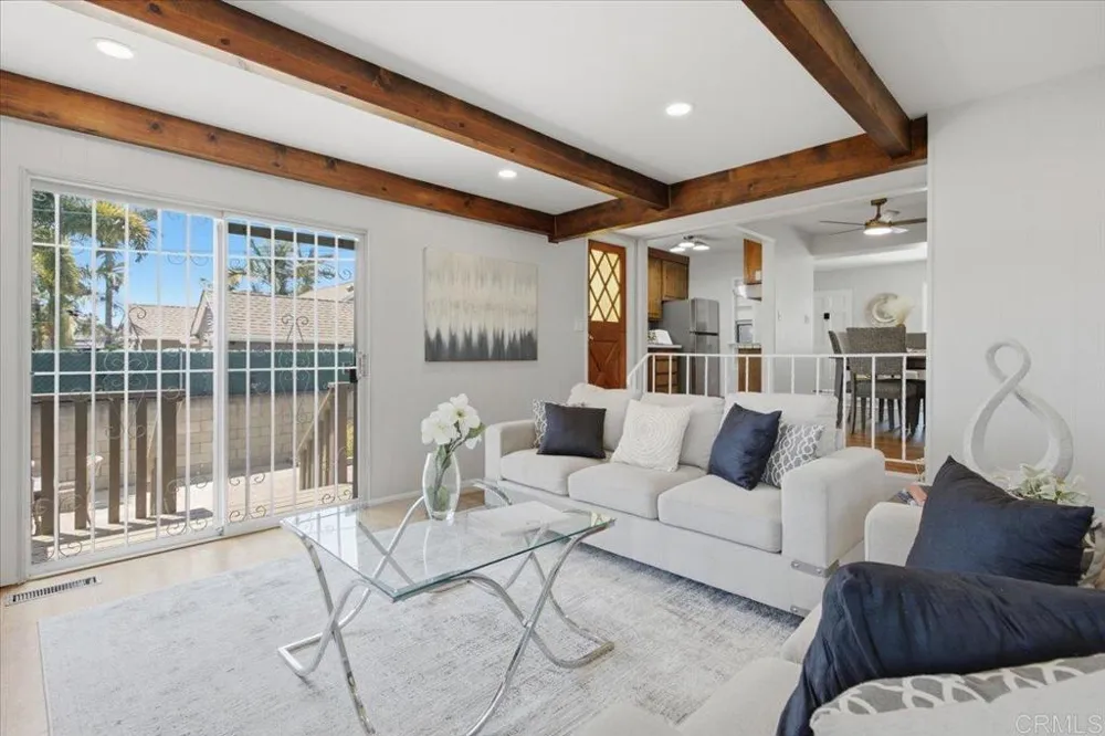 6325 Malcolm Drive San Diego, CA 92115