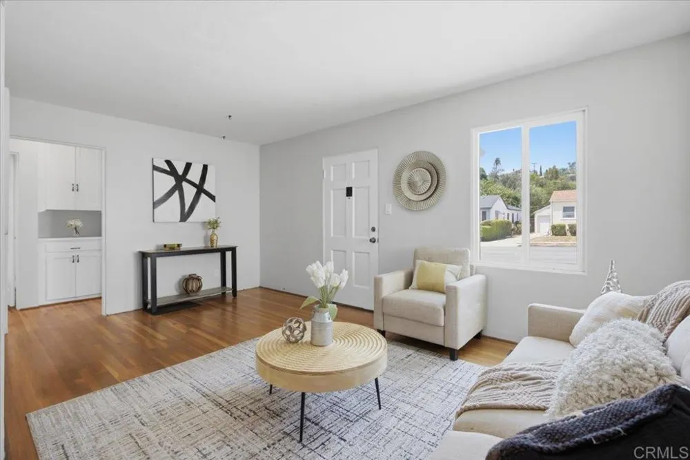 6325 Malcolm Drive San Diego, CA 92115