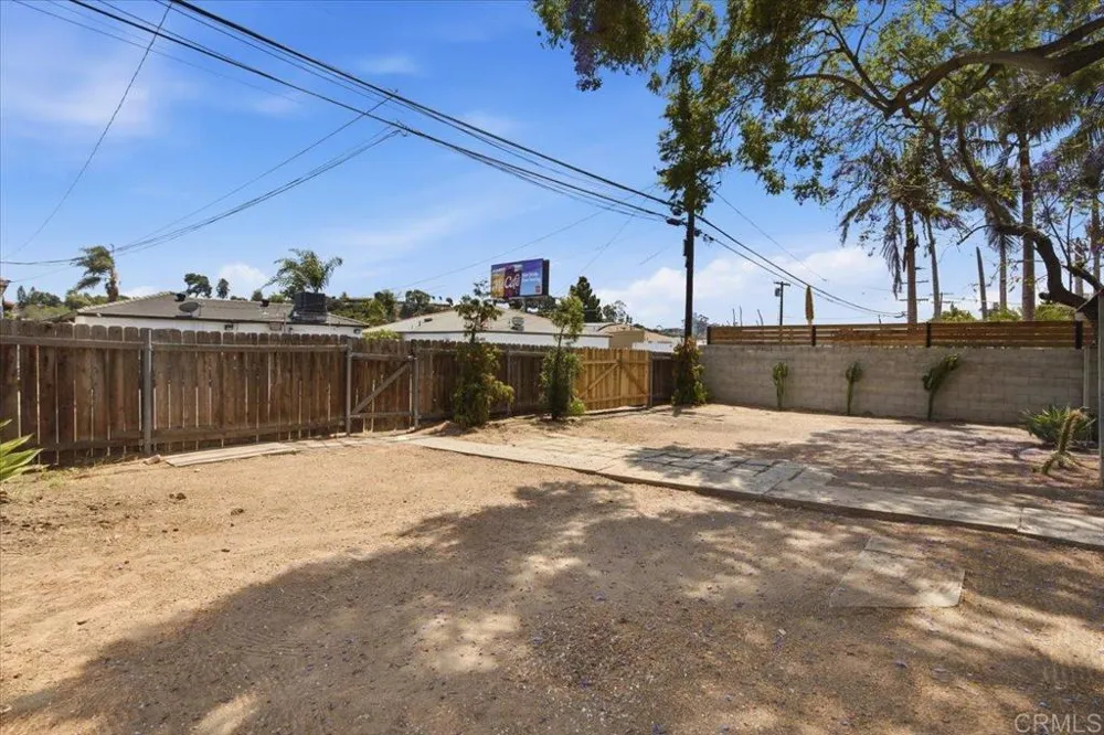 6325 Malcolm Drive San Diego, CA 92115