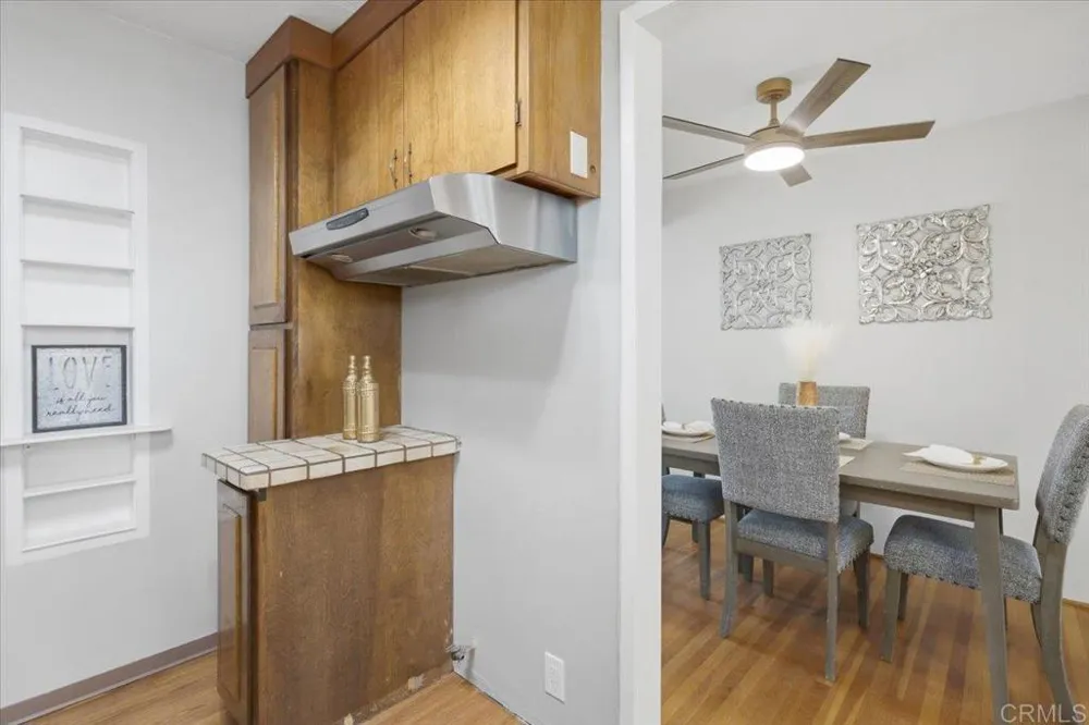6325 Malcolm Drive San Diego, CA 92115