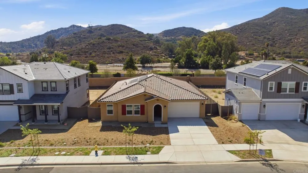 3521 Butler Place Escondido, CA 92027