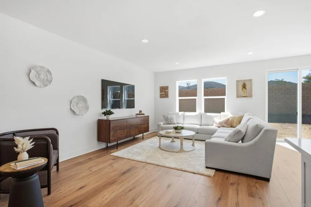 3521 Butler Place Escondido, CA 92027