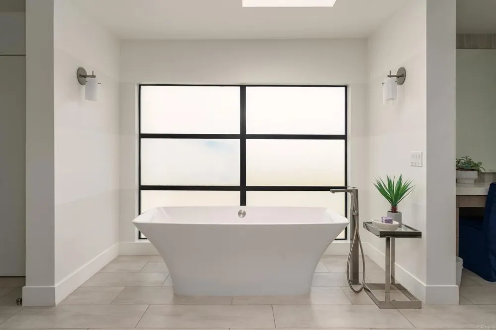 1632 Brahms Cardiff by the Sea, CA 92007
