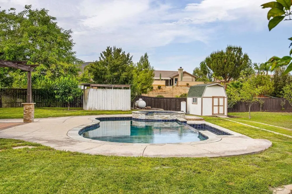 23560 Green Glen Ramona, CA 92065