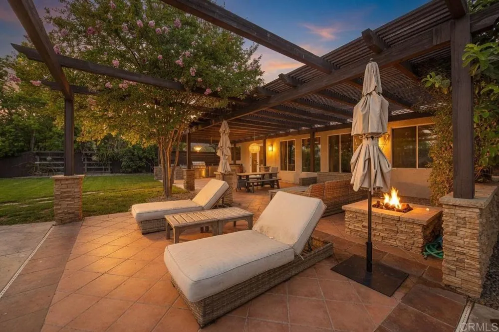 23560 Green Glen Ramona, CA 92065