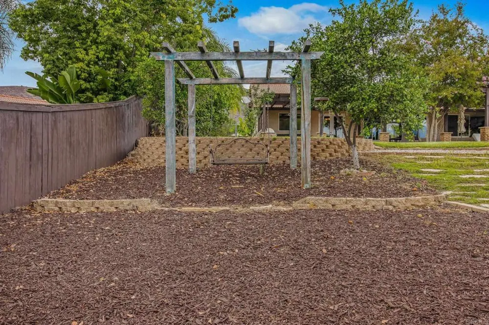 23560 Green Glen Ramona, CA 92065
