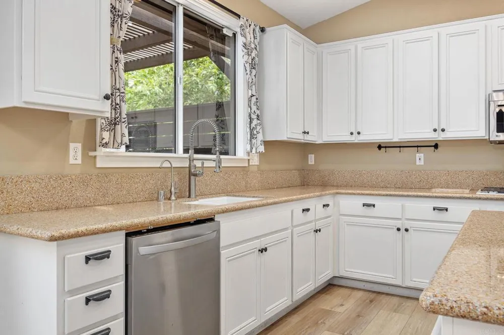 23560 Green Glen Ramona, CA 92065