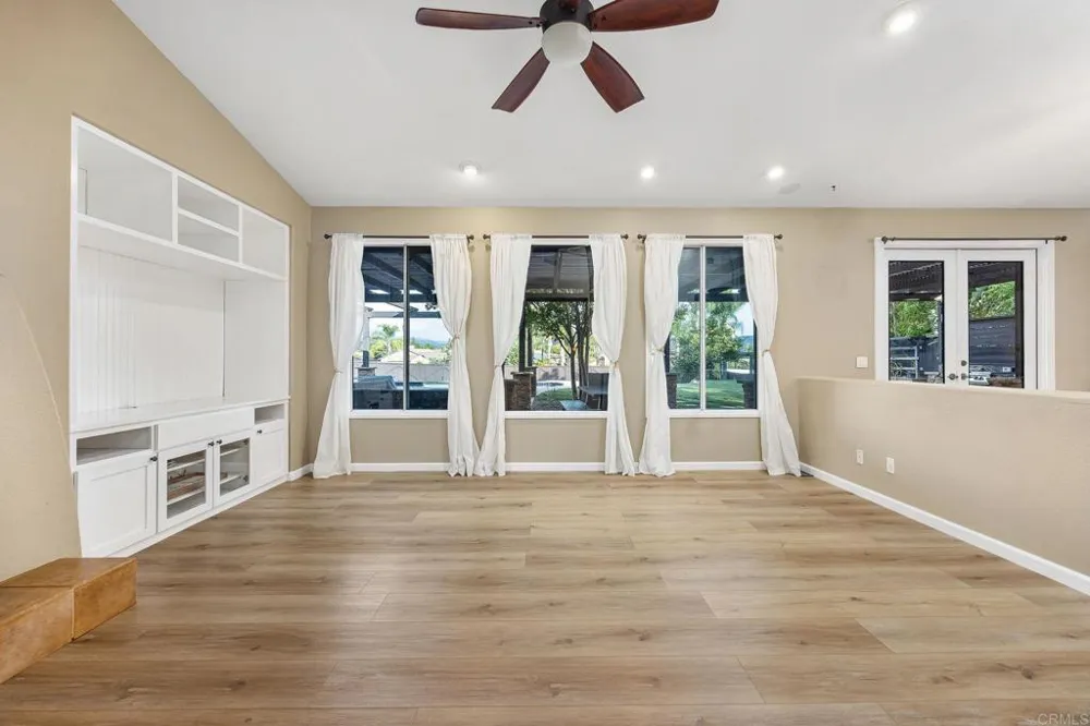 23560 Green Glen Ramona, CA 92065