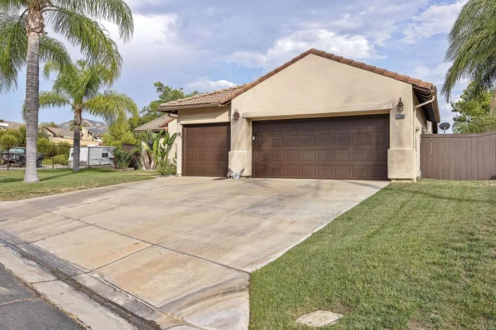 23560 Green Glen Ramona, CA 92065