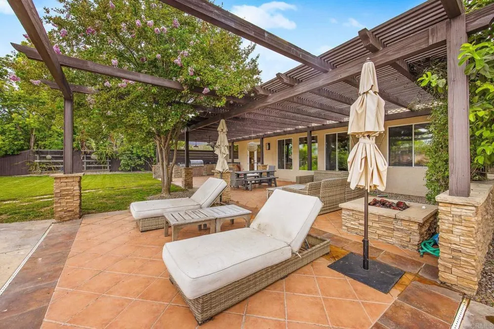 23560 Green Glen Ramona, CA 92065