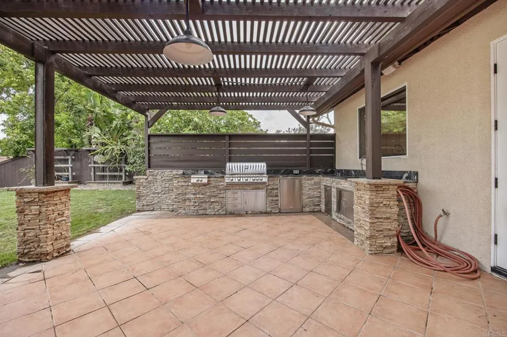 23560 Green Glen Ramona, CA 92065