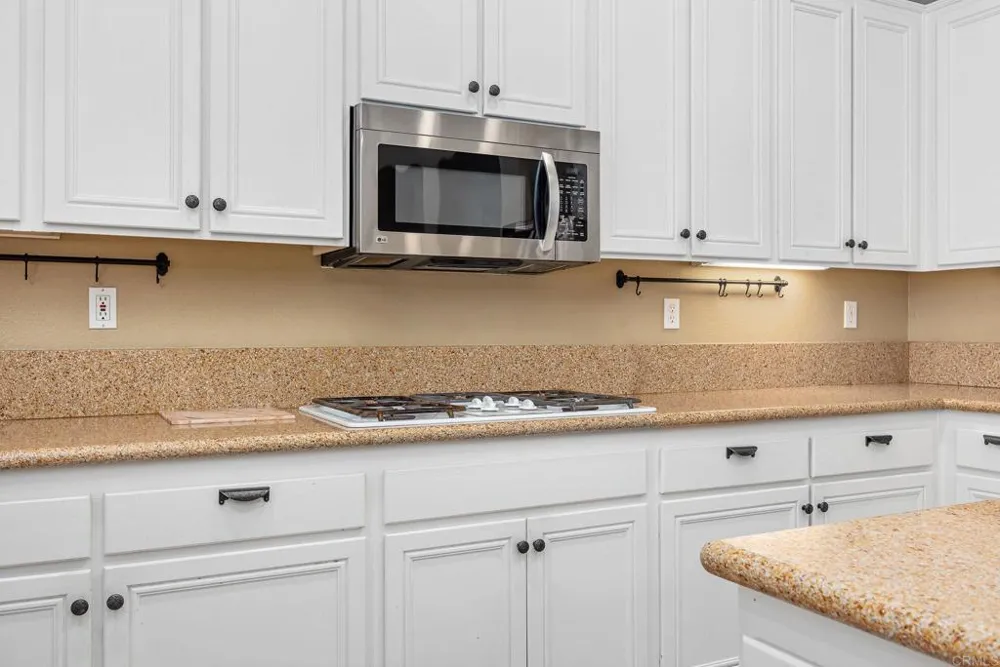 23560 Green Glen Ramona, CA 92065