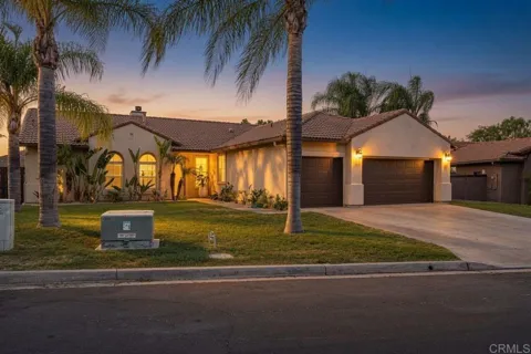 23560 Green Glen