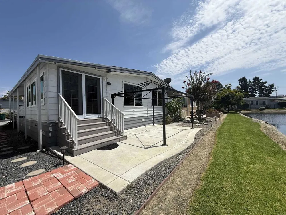 276 El Camino Real #227 Oceanside, CA 92058