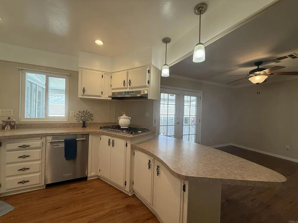 276 El Camino Real #227 Oceanside, CA 92058