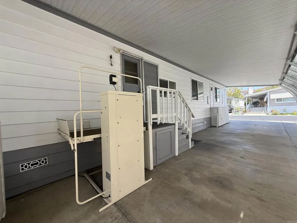 276 El Camino Real #227 Oceanside, CA 92058
