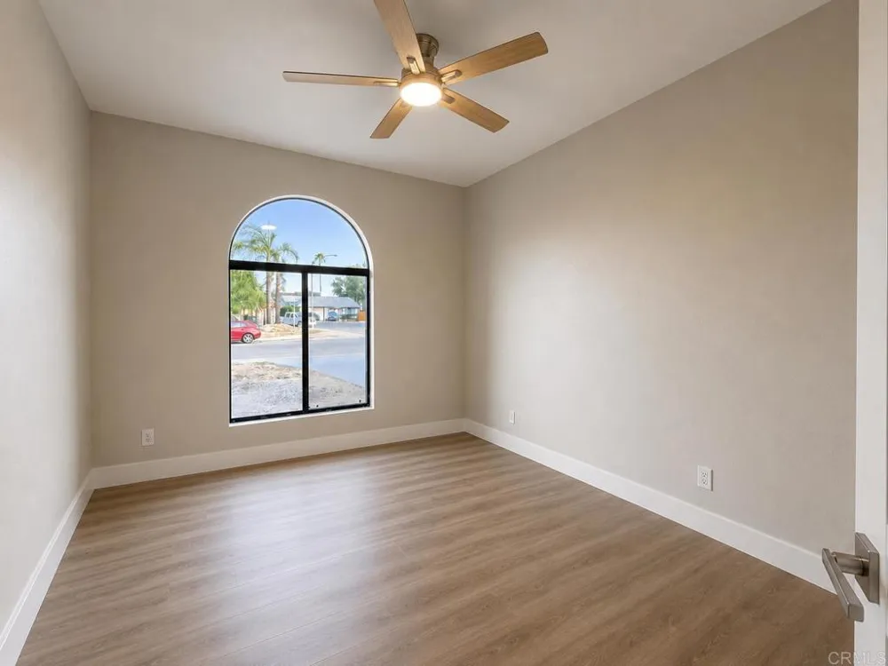 1365 La Haina Street Ramona, CA 92065