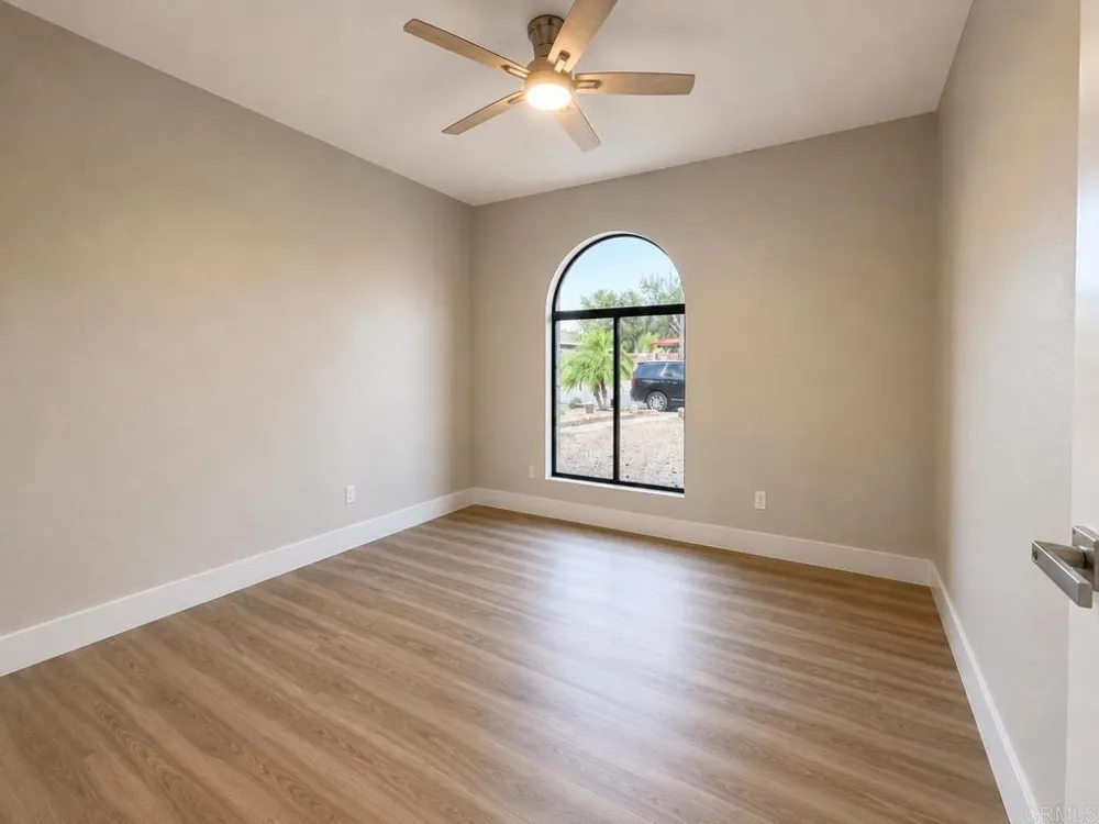 1365 La Haina Street Ramona, CA 92065