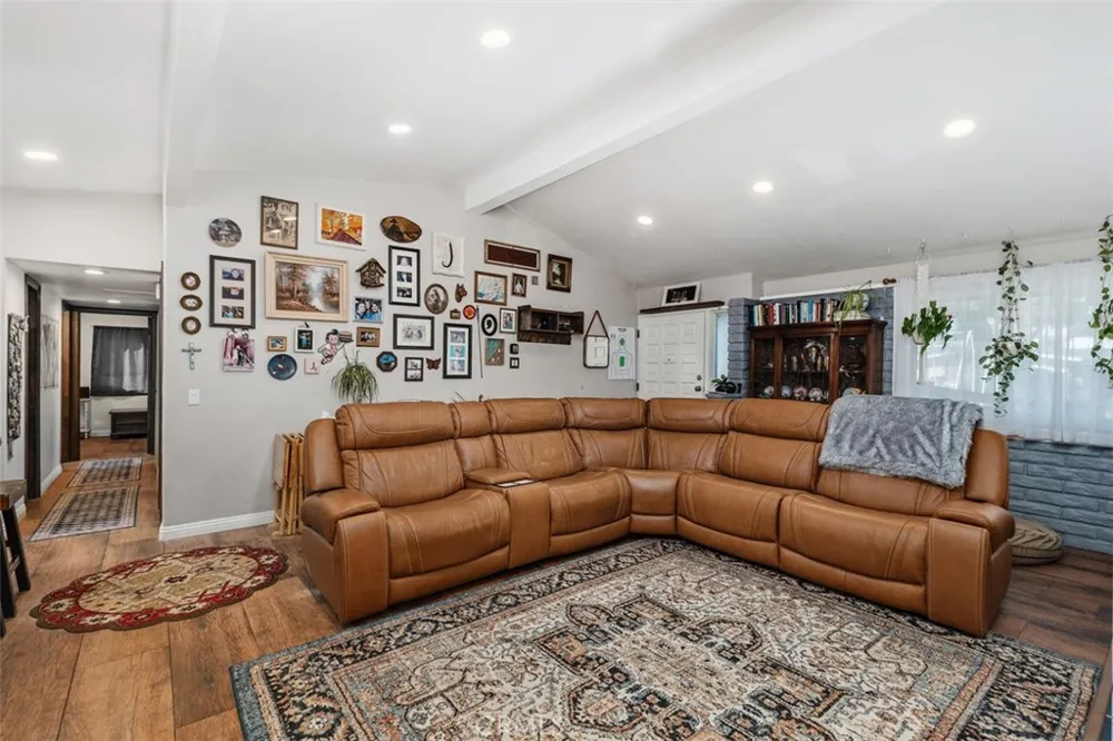 20292 RIVERSIDE Newport Beach, CA 92660